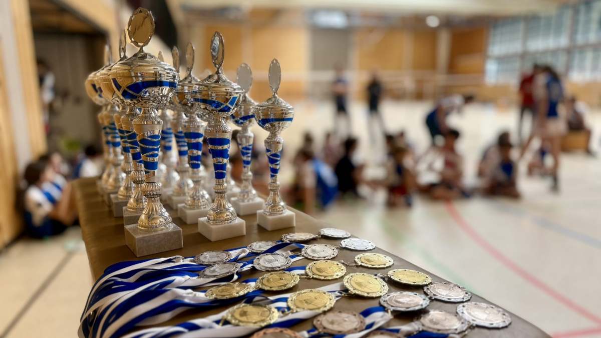 75 Kids, ein Ziel: Vereinsmeister im Badminton
